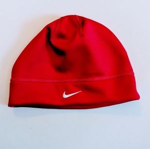 NIKE | Red Skull Cap | Ladies